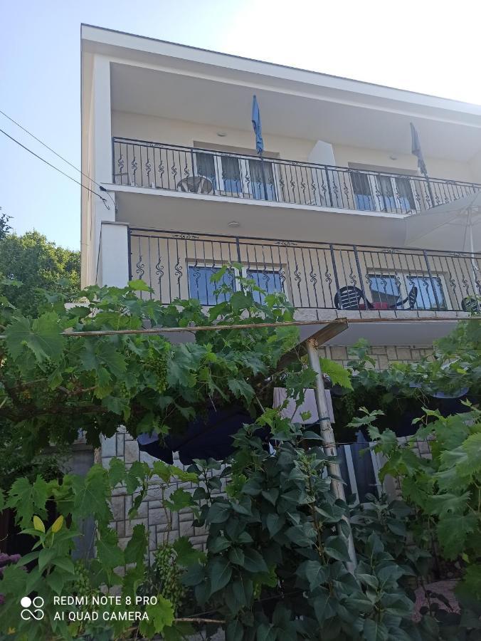 App Tony Apartment Dramalj Luaran gambar